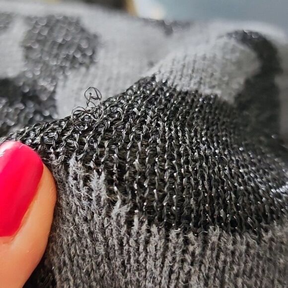 RtA Black Gray Silver Animal Leopard Print  Knit Sweater M (Bx30) - Picture 7 of 7